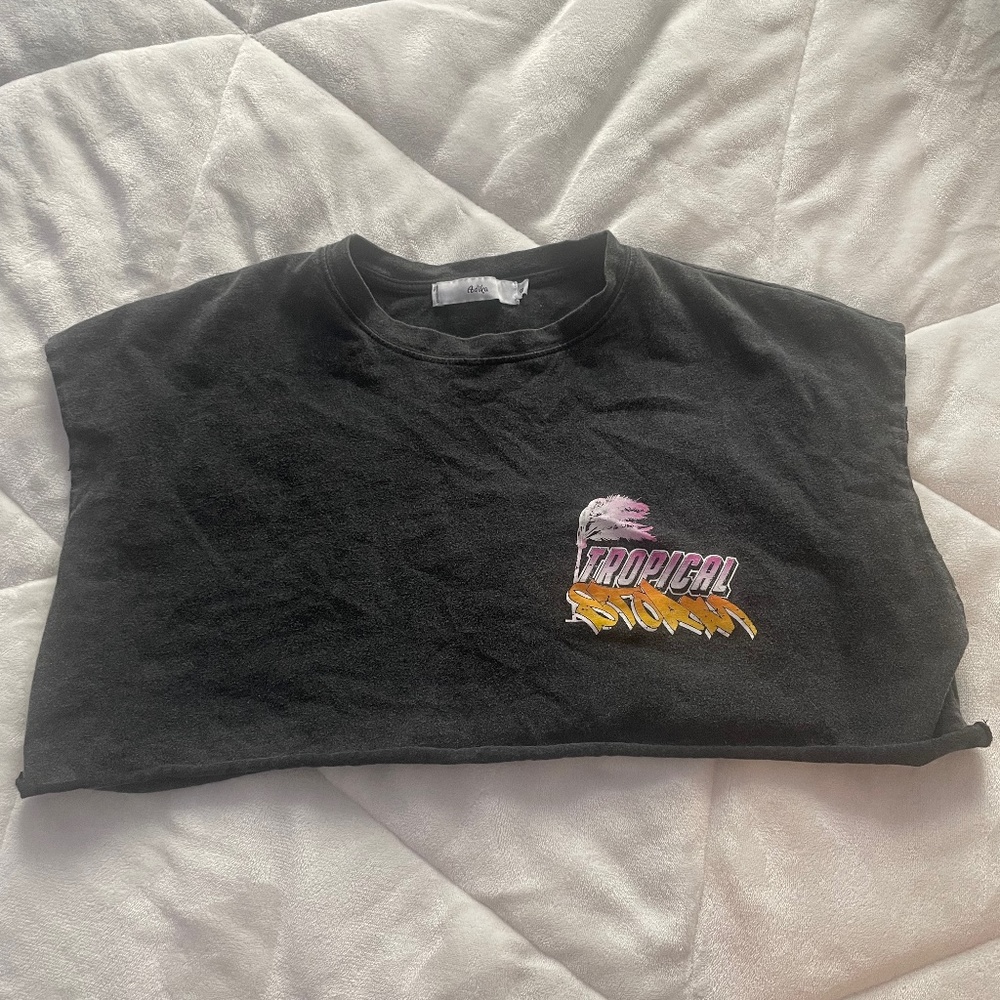 Crop gym shirt
